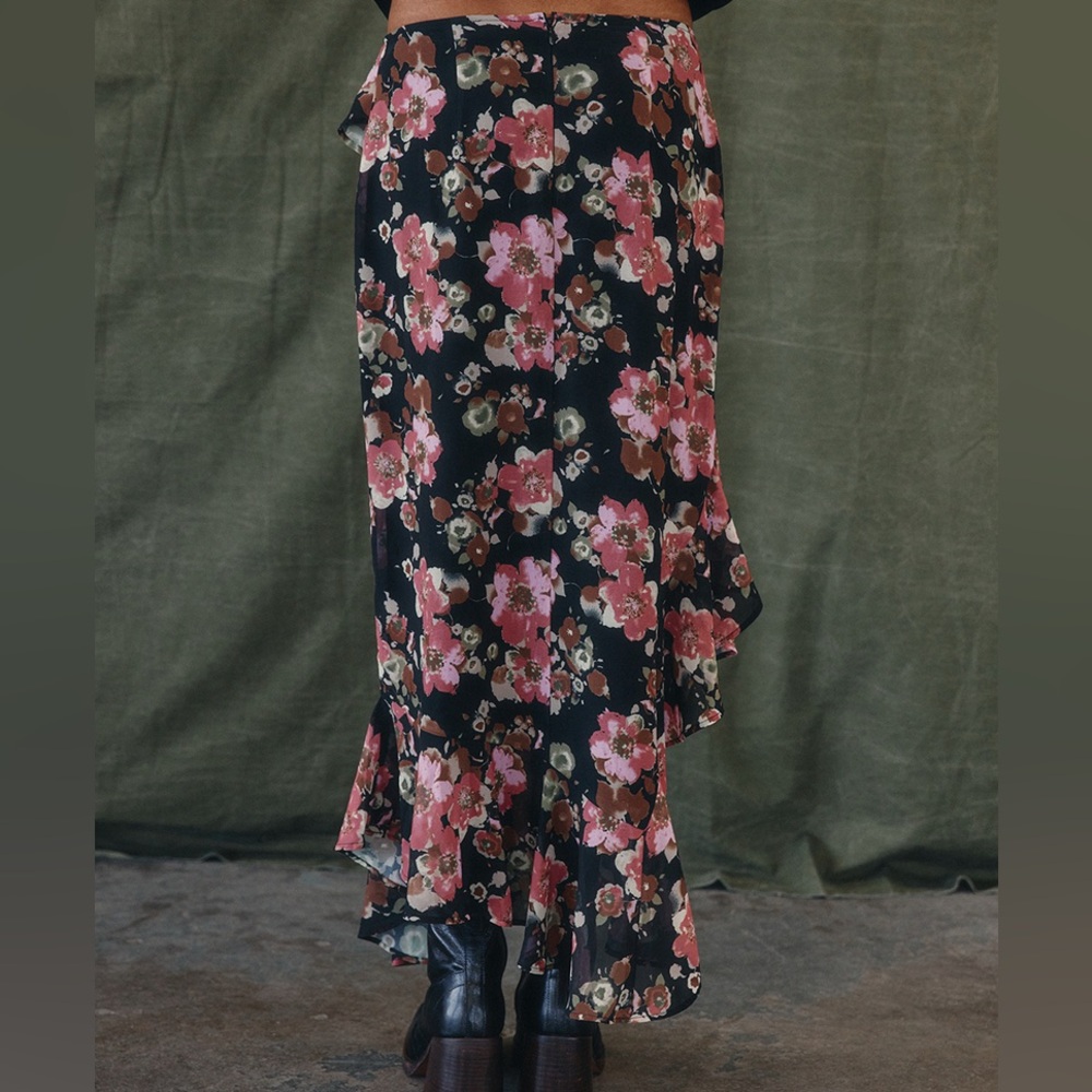 West Of Melrose Floral Skirt